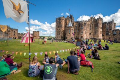 From Edinburgh: Day Trip to Bamburgh and Alnwick Castle - Bamburgh Castle: where sea air meets Northumbrian power