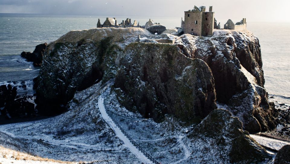 From Edinburgh: Glamis and Dunnottar Castles Tour in Italian - Key points before you go