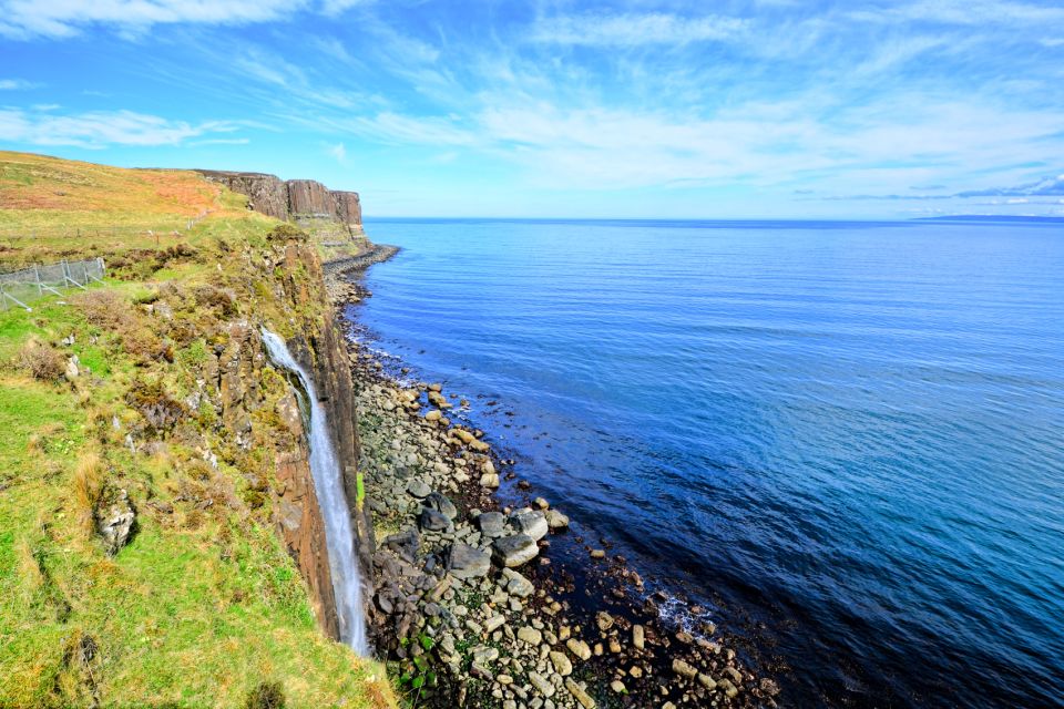 From Edinburgh: Isle of Skye 3-Day Tour with Accommodation - Crossing to Skye and Settling in Portree: Harbor Town Time
