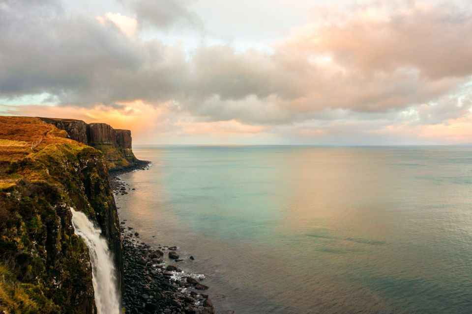 From Edinburgh: Isle of Skye & The Highlands 3-Day Tour - Guide style: why the storytelling makes the drive worthwhile