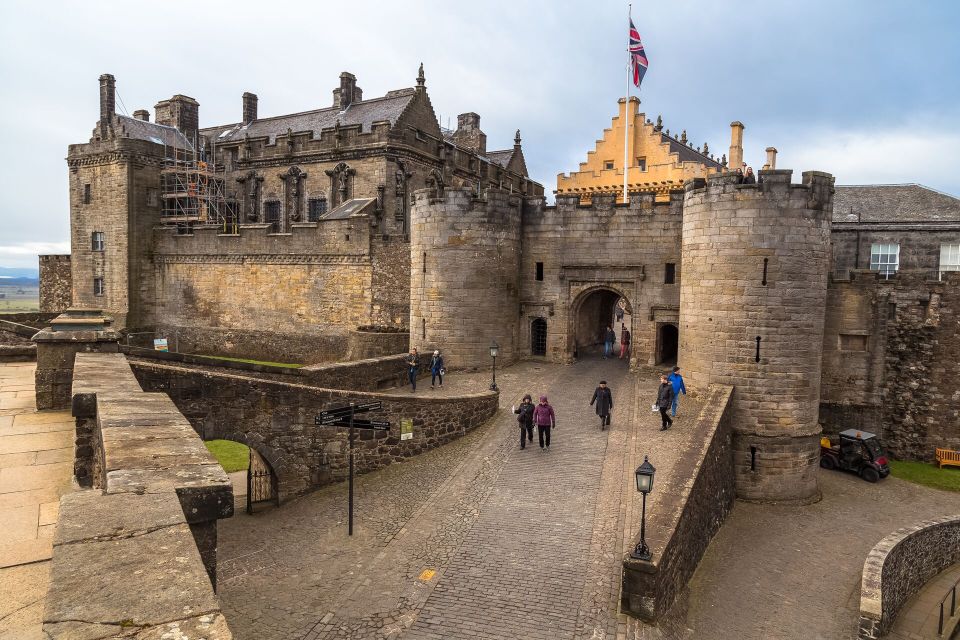From Edinburgh: Loch Lomond, Stirling Castle & The Kelpies - Key things to know before you go