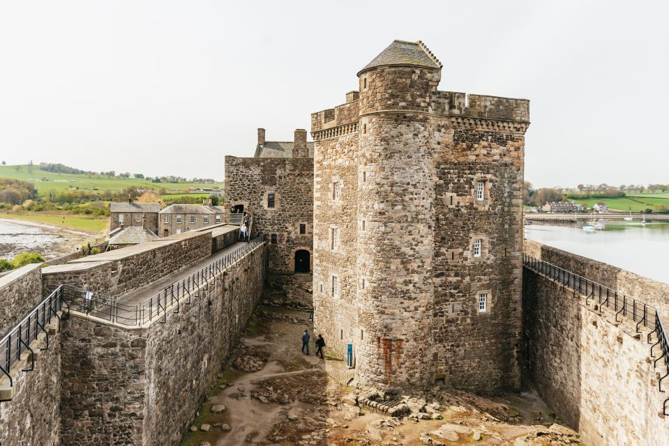 From Edinburgh: Outlander Experience 2-Day Tour - Clava Cairns to Craigh na Dun inspiration (and the 4000-year shock)
