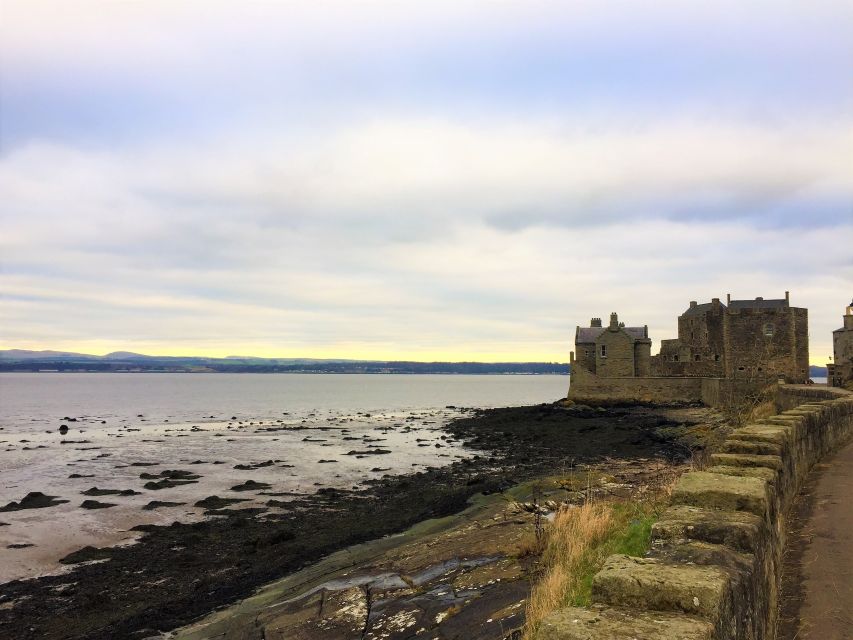 From Edinburgh: Outlander, Palaces, and Jacobites Day Trip - Culross: Claire’s herb garden and a real Scottish village feel