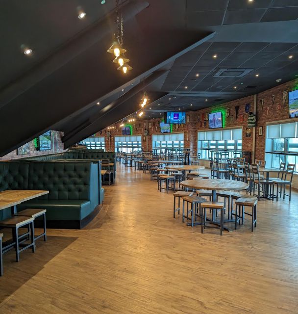Glasgow: Celtic Park Stadium Tour and Dining Experience - Families and fan types: who this is best for