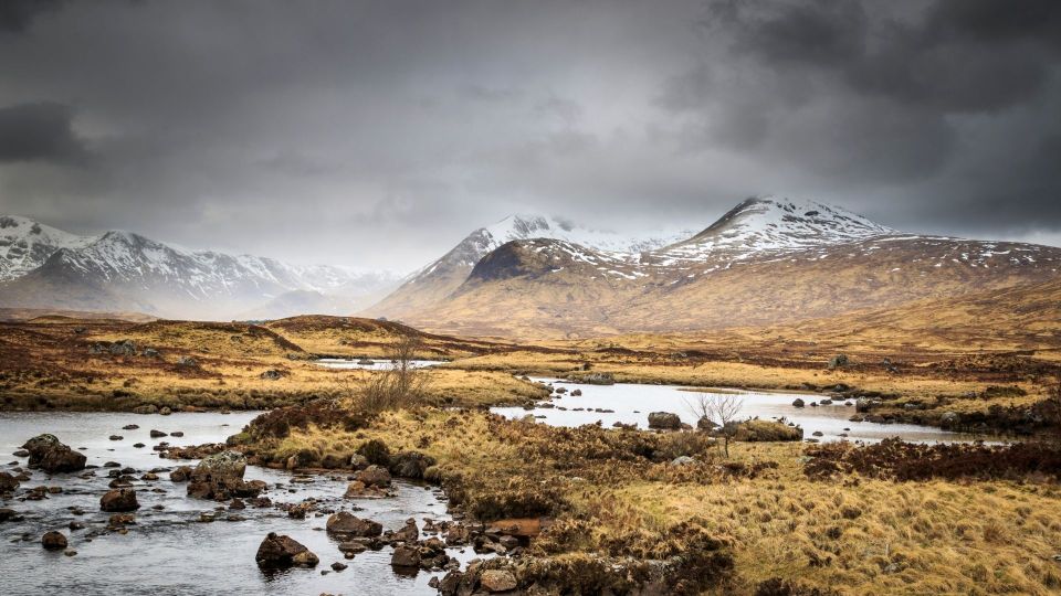 Glasgow: Glencoe, Scenic Walk & Scottish Highlands Tour - Three Sisters of Glencoe Viewpoints: Big Peaks, Familiar Feelings