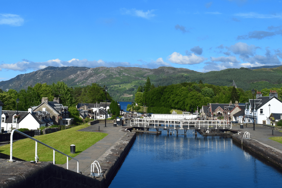 Glasgow: Loch Ness, Glencoe and the Highlands Tour - Loch Ness monster hunting: planning your optional 1-hour cruise