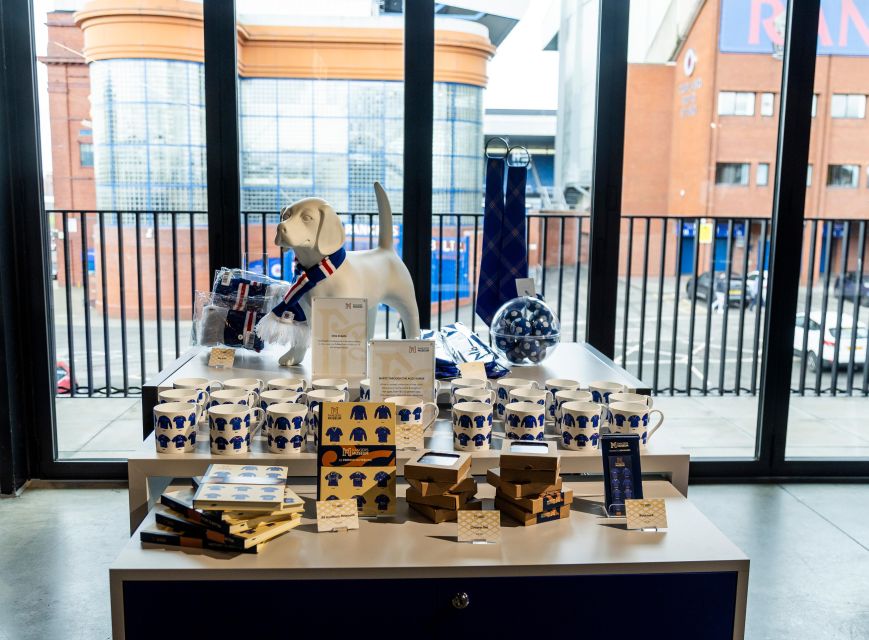 Glasgow: Rangers Football Club Museum - Cafe and gift shop: plan a quick break without killing your 90 minutes