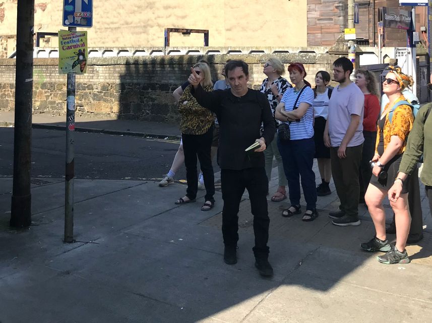 Glasgow: The Magnificent and Mysterious History of Glasgow - Where the walk starts: George Square to City Chambers and the civic backbone