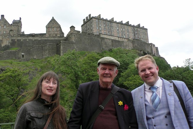 Guided Edinburgh Private Walking Tour - Old Town closes and wynds: how you actually learn Edinburgh