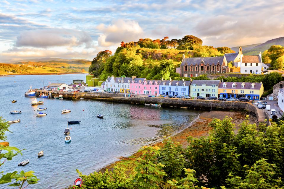 Isle of Skye 3-Day Small Group Tour from Glasgow - Entering the Highlands from Glasgow in a small-group rhythm