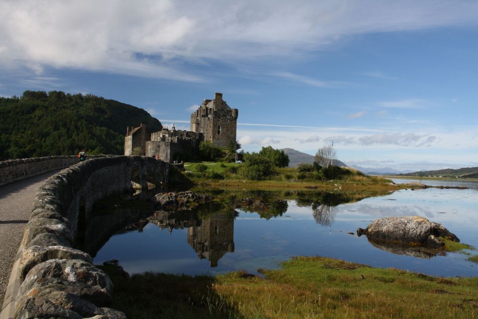 Isle of Skye and West Highlands: 4-Day Tour from Edinburgh - Getting around: a 16-seat Mercedes that keeps you in the story