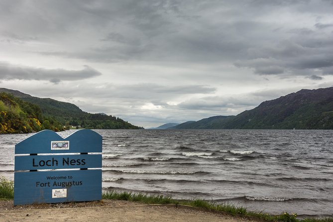 Isle of Skye & Highlands 3days / 2nights in Spanish. - Loch Ness and Urquhart Castle: iconic, but done with enough time