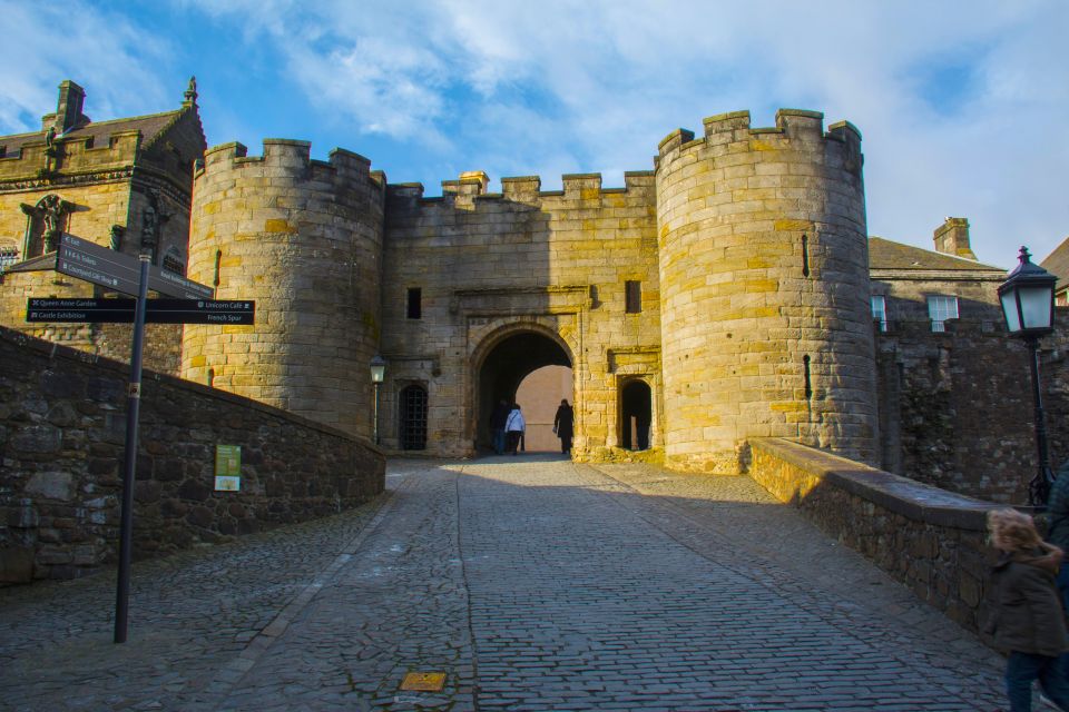 Loch Lomond, Highlands & Stirling Castle Tour from Edinburgh - Loch Lomond and the Trossachs: how to spend your hour wisely