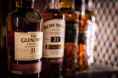 Luxury Whisky Tasting in Edinburgh's Underground Vaults | 90min - The 90-minute flow: how the tasting actually moves