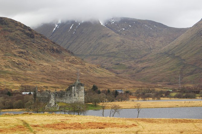 Oban and the West Highlands Day Trip from Edinburgh - Kilchurn Castle ruins and Clan Campbell context