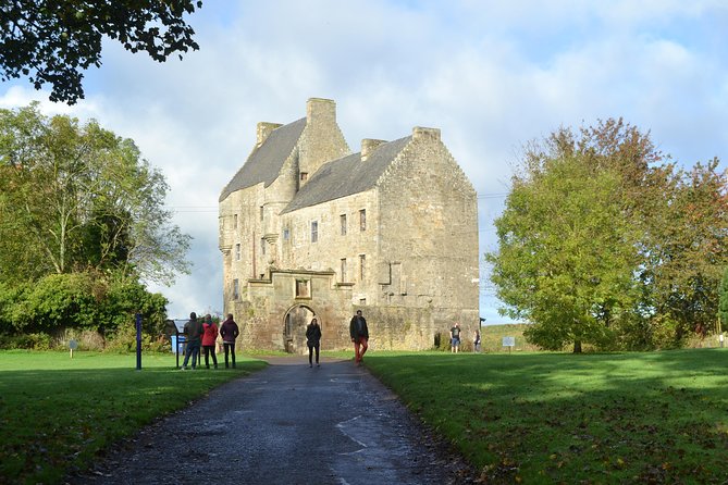 Outlander Film Locations Day Trip from Edinburgh - Price and value: what you get for your money when admissions are optional