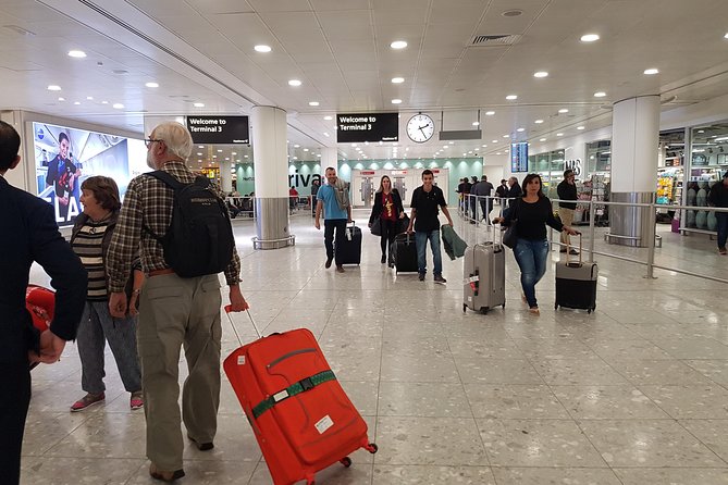 Private Airport transfer From or to Edinburgh airport (One way transfer) - Airport arrival pickup: where the driver is waiting and how you find them fast
