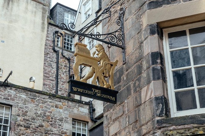 Private City Kickstart Tour: Edinburgh - Pace, weather, and why timing matters in Edinburgh