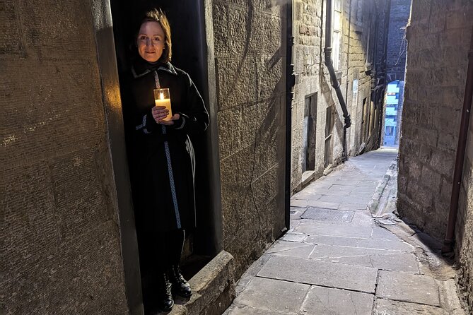 Private Dark History Tour: Eerie Edinburgh - Mercat Cross and the Royal Mile: medieval public life with a darker edge