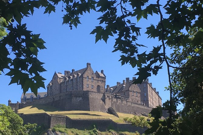 Private Walk: Edinburgh Old Town and New Town - Old Town routes: Castle views, Grassmarket, and the closes that feel like time travel
