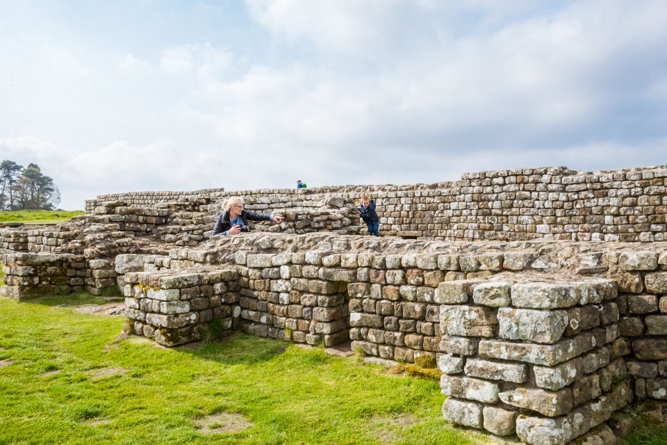 Rosslyn Chapel and Hadrian's Wall Small Group Day Tour - Price and Value: What $120 Really Buys