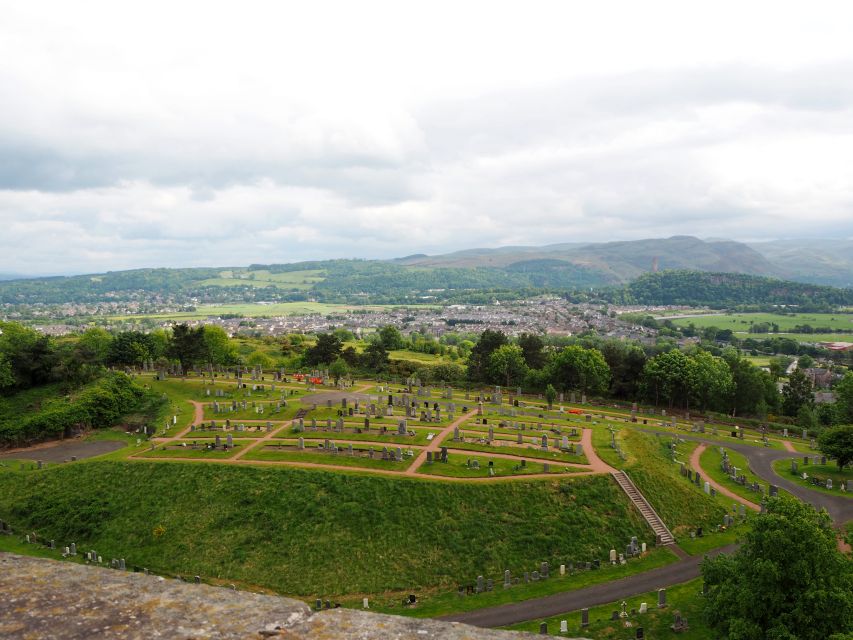 Rosslyn Chapel, Stirling Castle & Dunfermline Abbey Tour - Forth Bridge stop: the quick scenic reset you’ll be glad you took