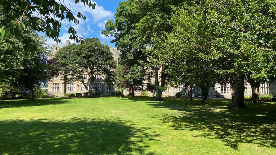 St Andrews: Town, Golf, and Old Course History Tour - Who should book this tour—and who should think twice