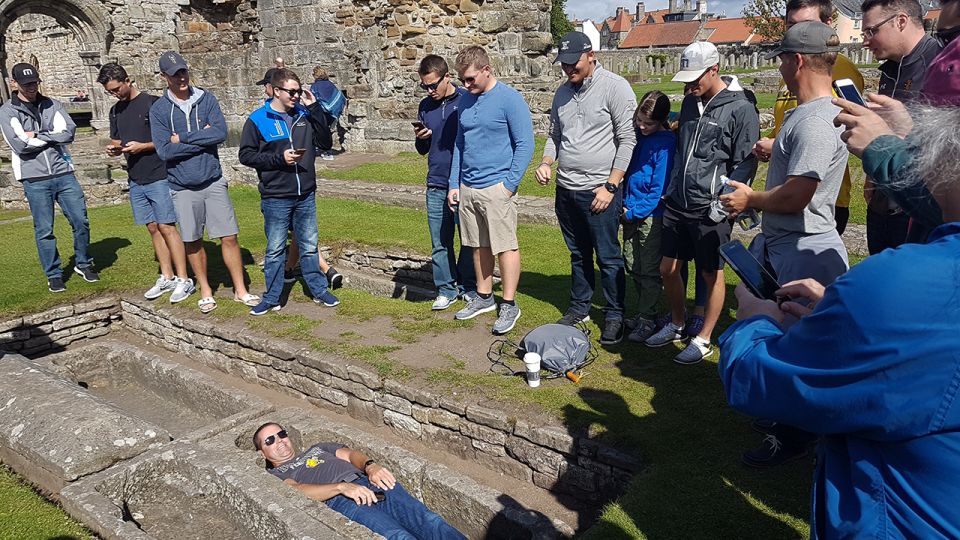 St Andrews: Town, Golf, and Old Course History Tour - Price and value: $27 for a guided course-and-town story