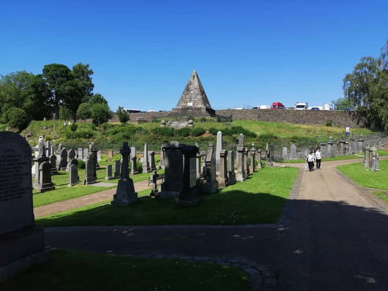 Stirling: Daily Guided Walking Tour (11am & 2pm) - Key highlights worth knowing