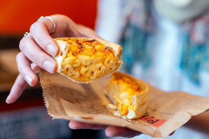 The 10 Tastings of Edinburgh With Locals: Private Food Tour - John Knox House Museum: history that doesn’t eat your whole appetite