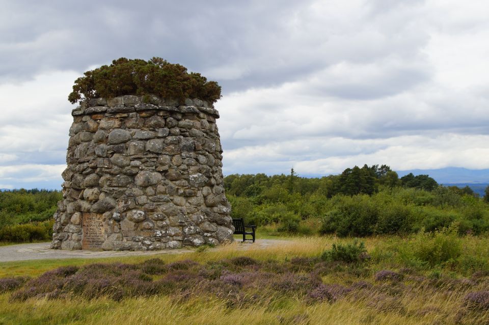 The Cairngorms, Culloden, and Speyside Whisky Tour - Lunch at Brodie Countryfare: fuel plus browsing time