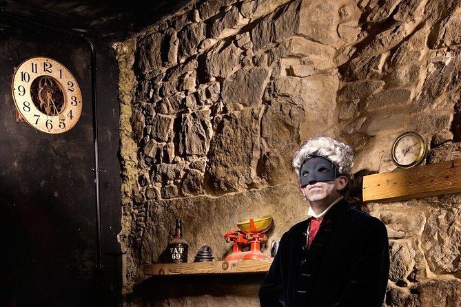 The World Famous Underground Ghost Tour - The Walk Through Wynds and Closes: Edinburgh’s Side Streets